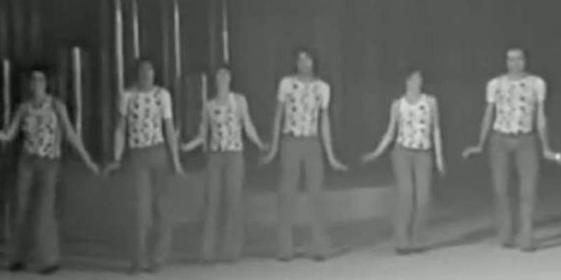 Artistes de musique pop corn jouant en 1972