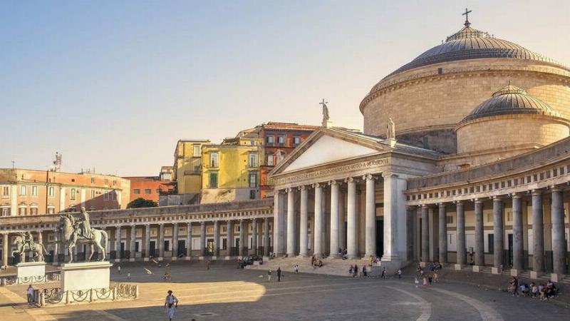 Centro Direzionale à Naples, structures modernes imposantes