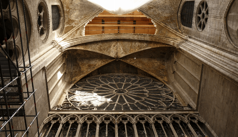 Progression du chantier de Notre-Dame de Paris avant sa réouverture, soulignant la future visite notre dame de paris apres incendie
