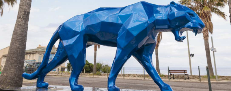 Orlinski Coeur dans un cadre d'art pop, sculpture contemporaine colorée et facettée