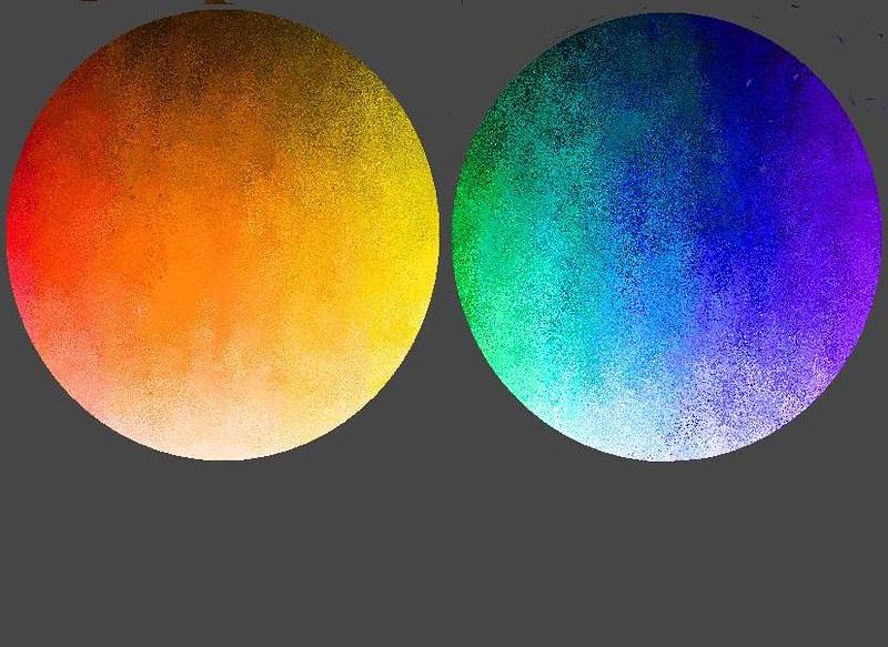 Palette de couleurs avec bleu cyan peinture, présentant des mélanges harmonieux et contrastés pour l'art