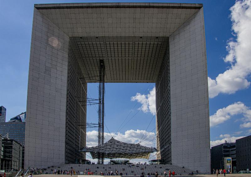 La Grande Arche de la Défense, architecture monumentale moderne de Paris