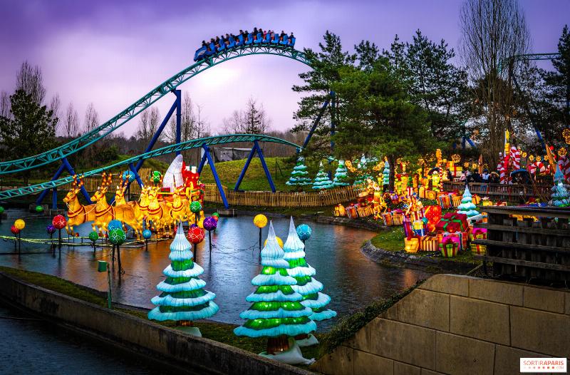 Une patinoire extérieure animée installée dans une charmante ville française en hiver, avec des patineurs profitant de l'activité hivernale sous les lumières féeriques