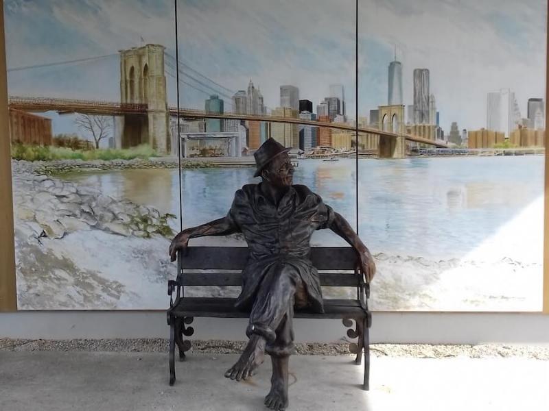 Peintre français dans son atelier capturant le sport et le mouvement