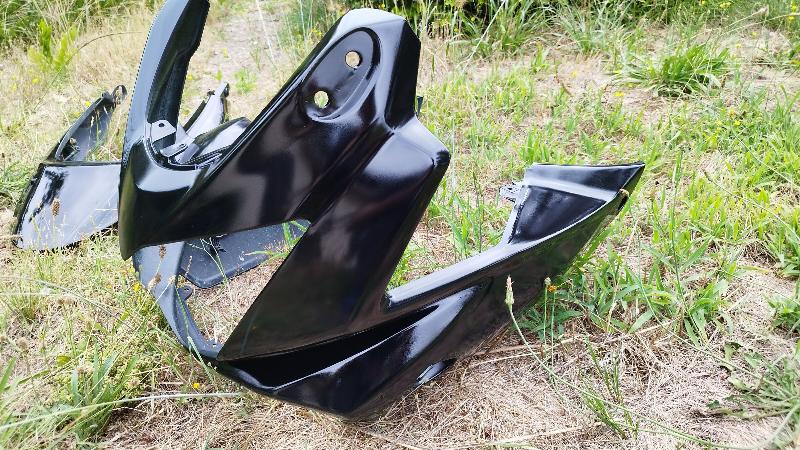 Une peinture Seat brillante et ses reflets sur la carrosserie