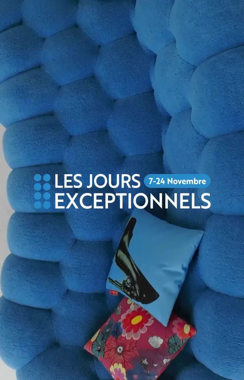 Pièce de peinture sur daim dans une collection de mode française de luxe