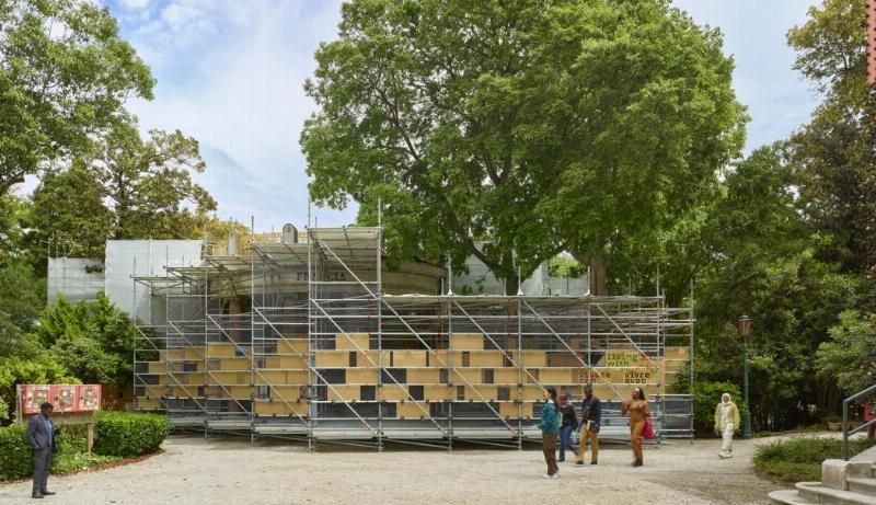 Principes de conception pour l'architecture de théâtre moderne français