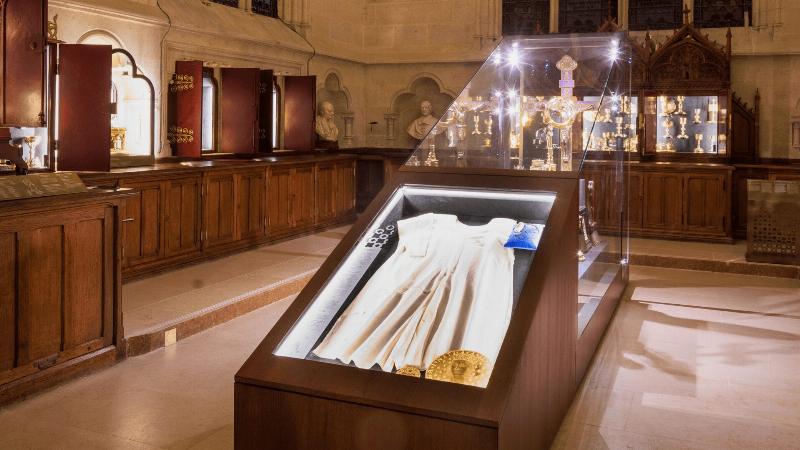 La cathédrale Notre-Dame en reconstruction, les reliques en sécurité