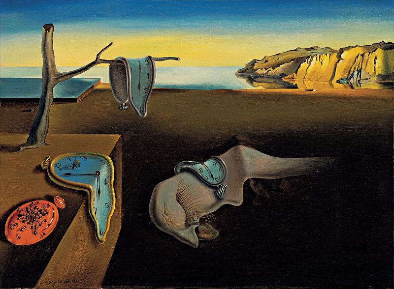 L'influence durable de Salvador Dalí sur le design, la mode et la culture visuelle contemporaine, reflétée dans les expositions du musée.