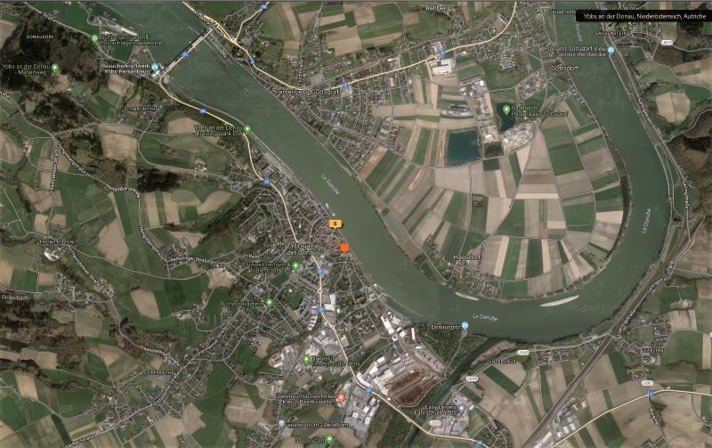 Magnifique sculpture néoclassique d'une guerrière Amazone, symbole de la force et de l'indépendance féminine dans l'amazon art