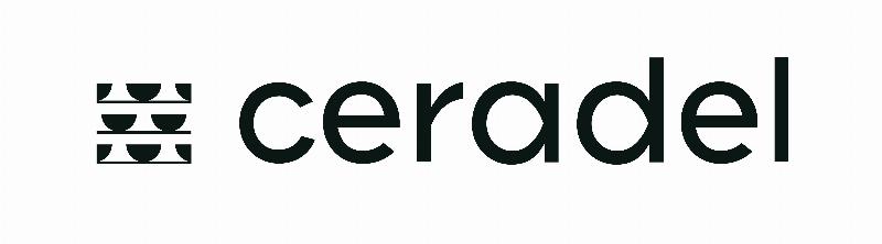 Un renard sculpté en argile, aux détails fins et à la texture marquée, prêt à sécher.