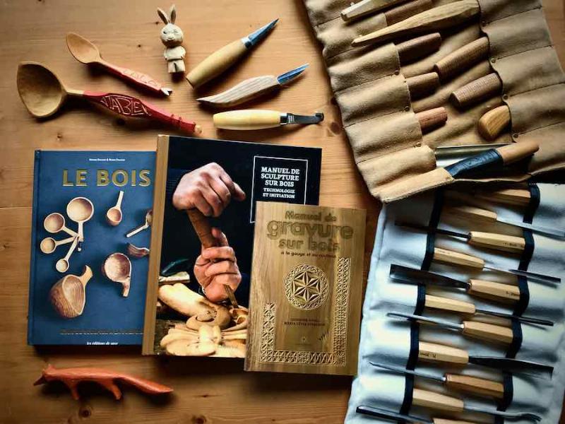 Exemples de petites sculptures d'animaux en bois, simples et accessibles aux débutants