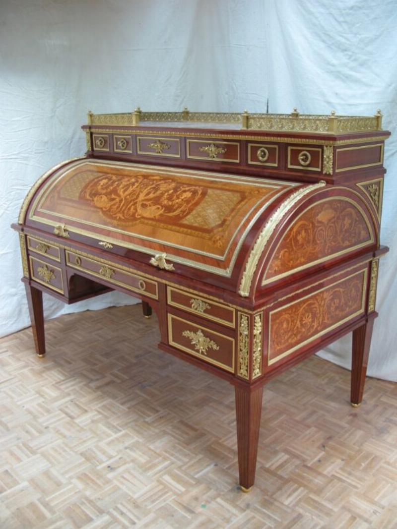 Sculpture contemporaine française innovante, intégration technologie et matériaux modernes