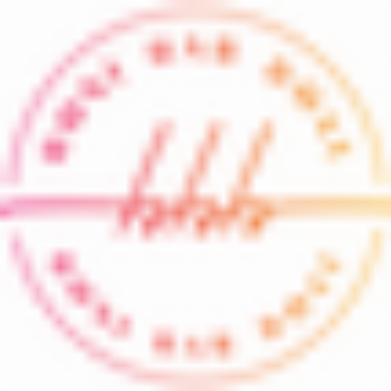 Groupes d'amis profitant d'un apéritif en plein air au bord de la mer au Barcarès