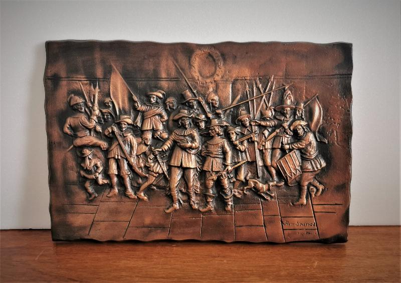 Statuette ancienne française de la Renaissance en bronze, représentant une figure mythologique, élégance et mouvement.