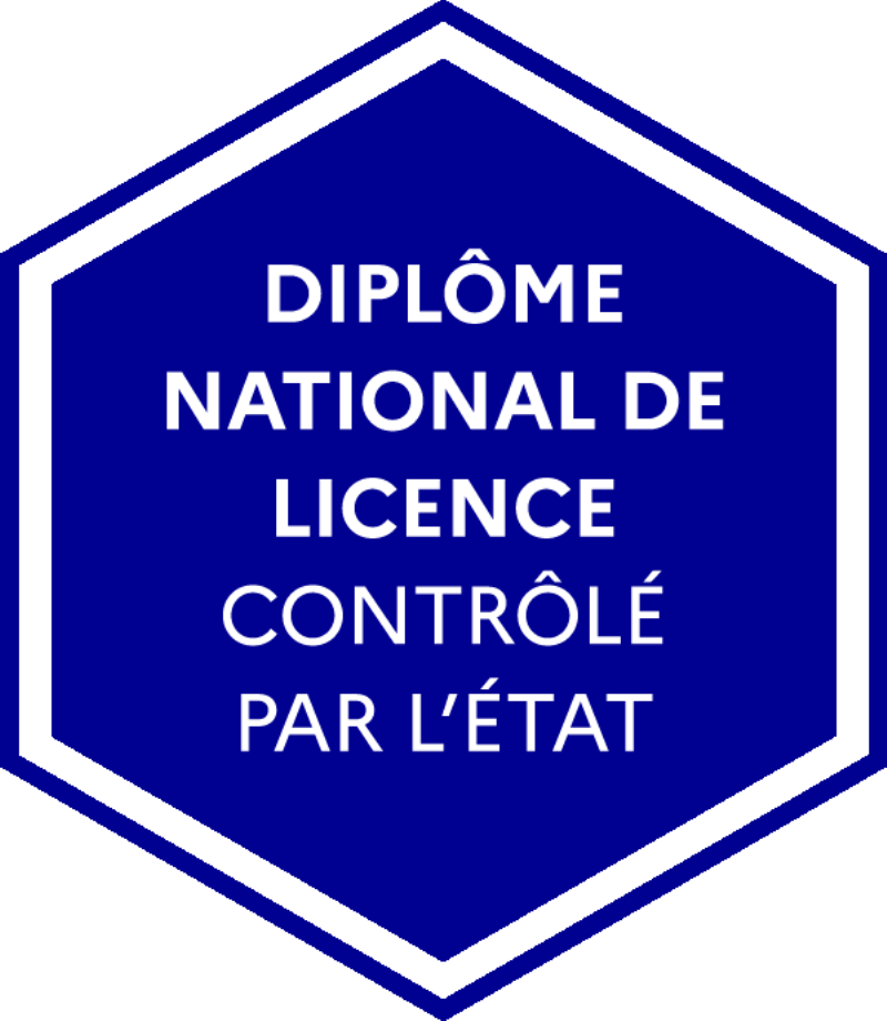 Studio d'enregistrement moderne avec compositeur français travaillant sur la création de musique