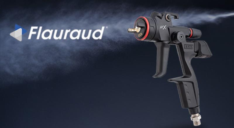 Technique d'application de peinture avec un pistolet peinture SATA sur une surface plane