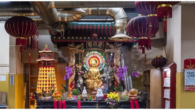La reconstruction de la flèche de Notre-Dame de Paris, un défi architectural mêlant tradition et modernité.