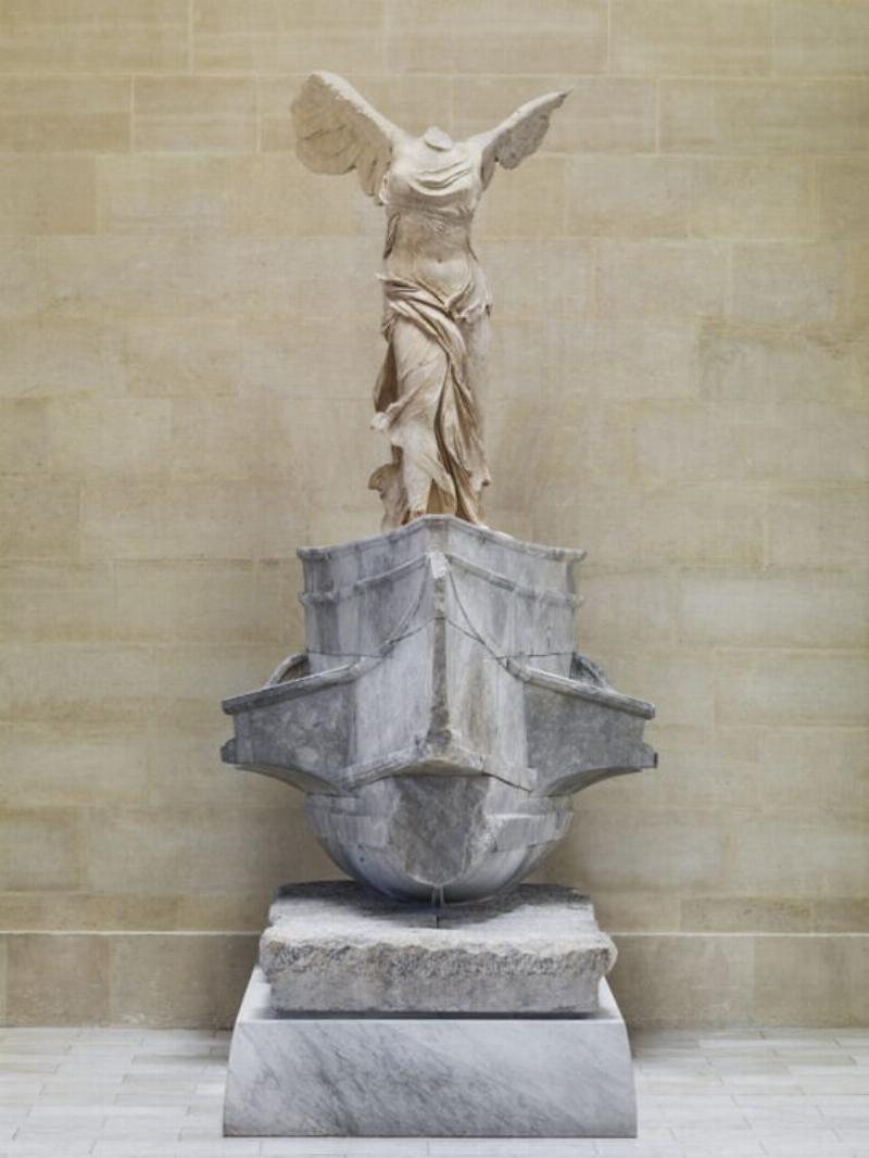 La Victoire de Samothrace, sculpture grecque antique au musée du Louvre