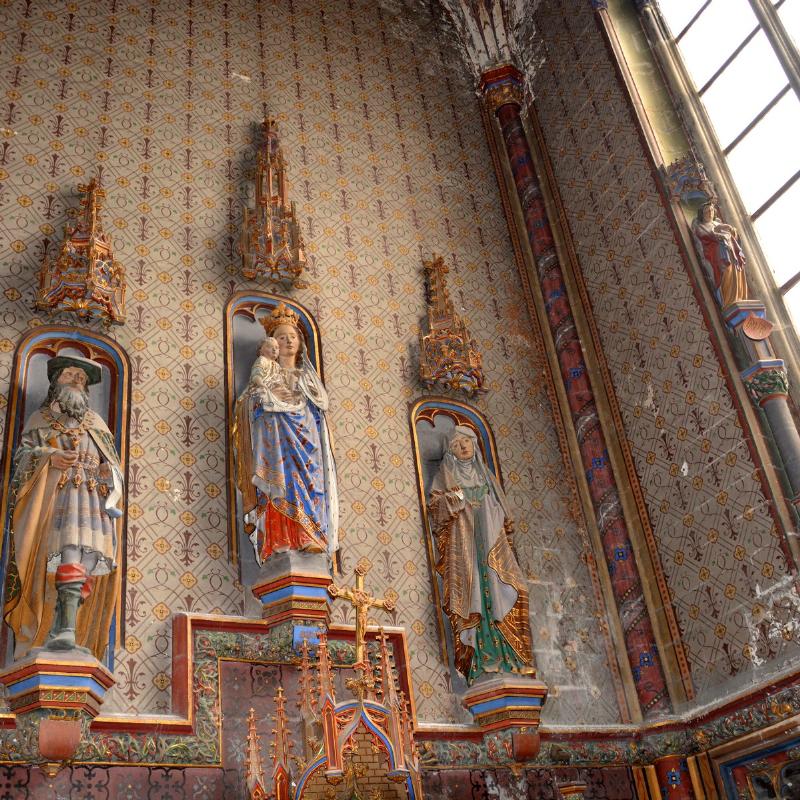 Vierge en bois ancienne, style Gothique, expression douce