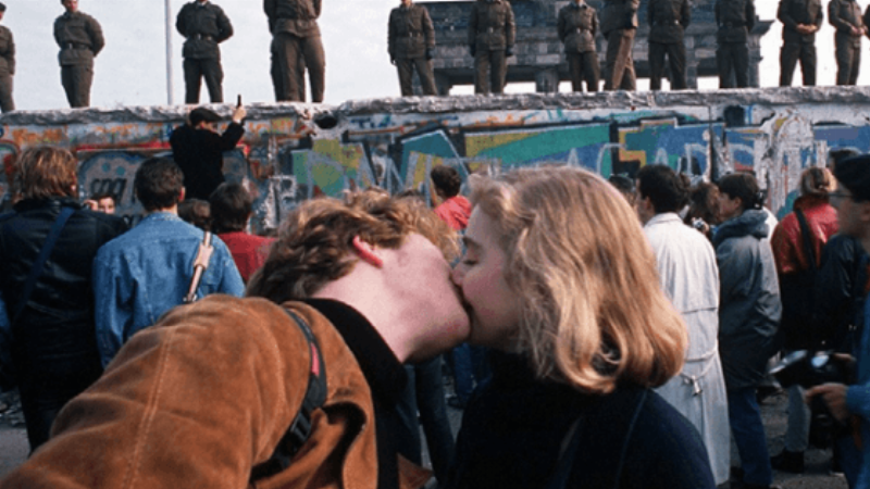 La Villa Savoye à Poissy, un emblème des examples of modernism architecture par Le Corbusier