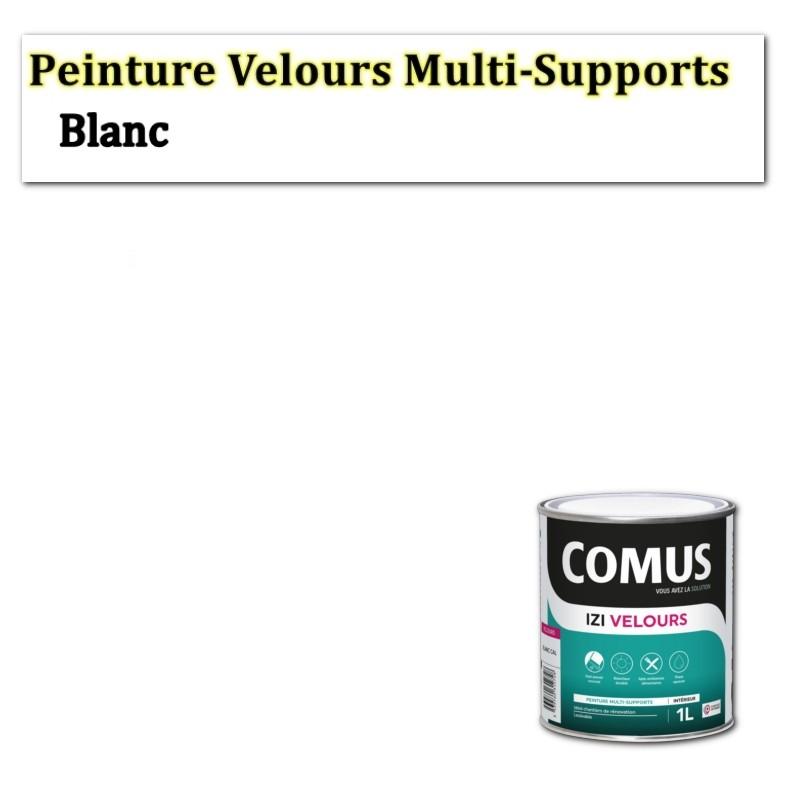 Application de peinture blanche lessivable satin au rouleau sur un mur intérieur