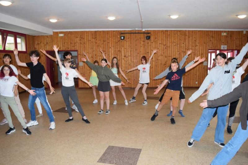 Immersion jeune pianiste dans une colonie de vacances musicale classique en France