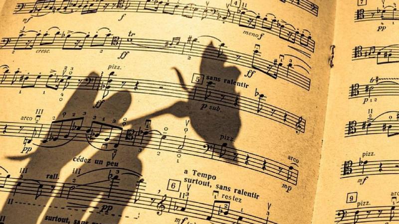 Représentation visuelle de l'influence émotionnelle de la musique française festive