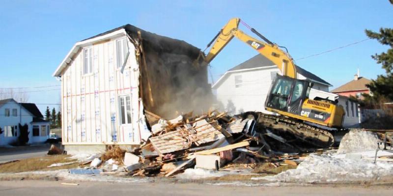 Peinture PVC extérieur : transformation avant/après d'une façade